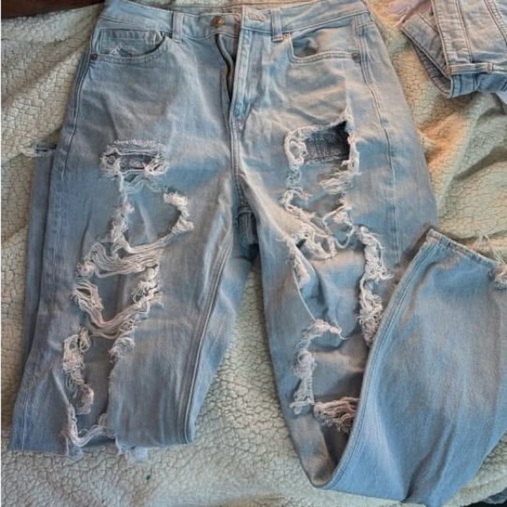 Distressed Light Blue Jeans